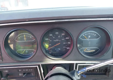 1987 Dodge D-Series D200/D250 from USA, damaged, VIN 1B7KD2452HS396351